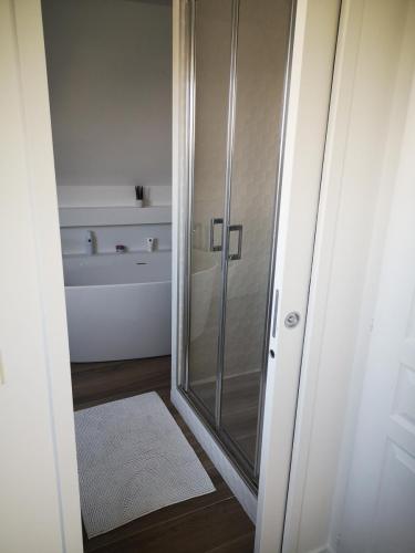 Création d'une salle d'eau dans les combles